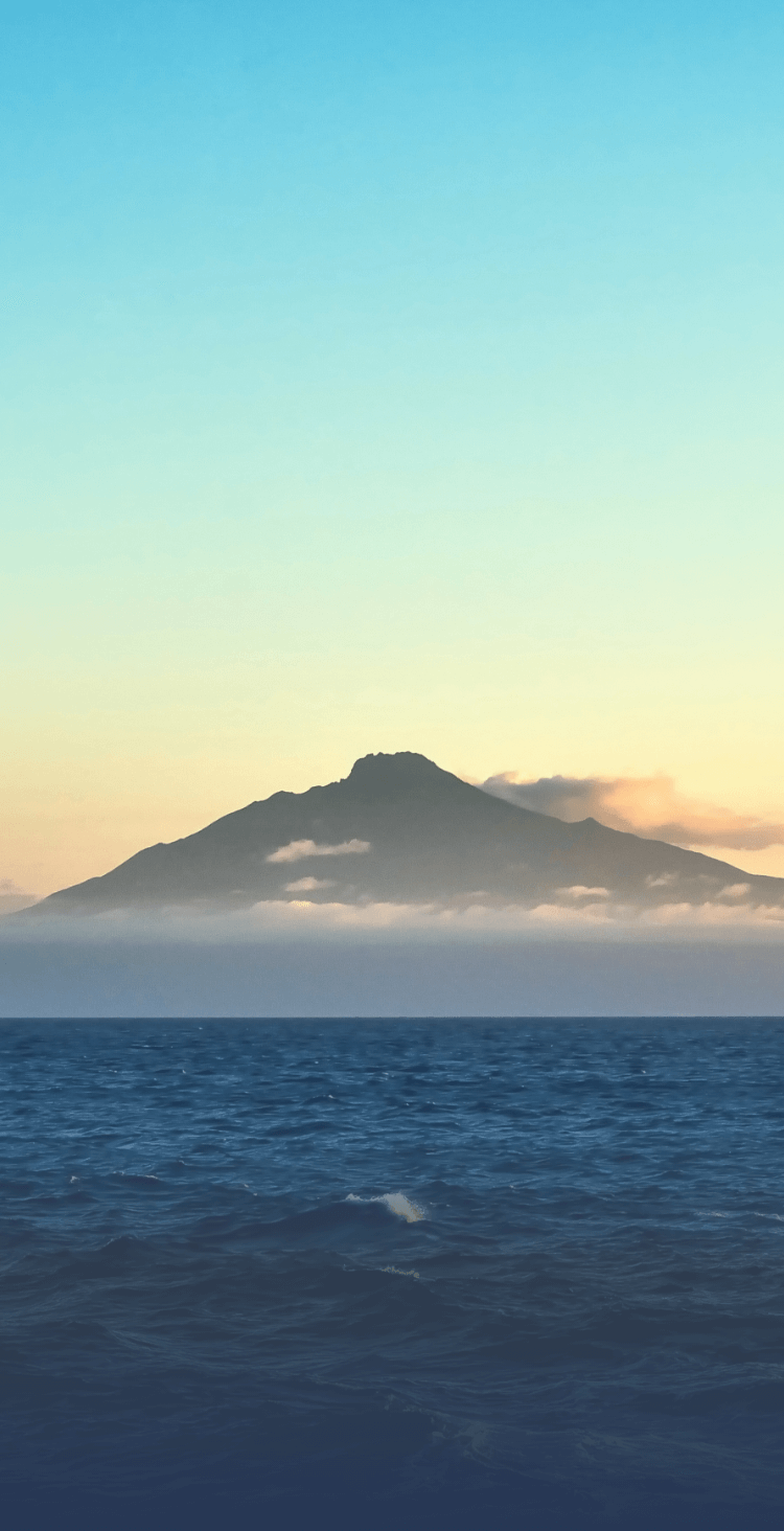 「宝の島」利尻島